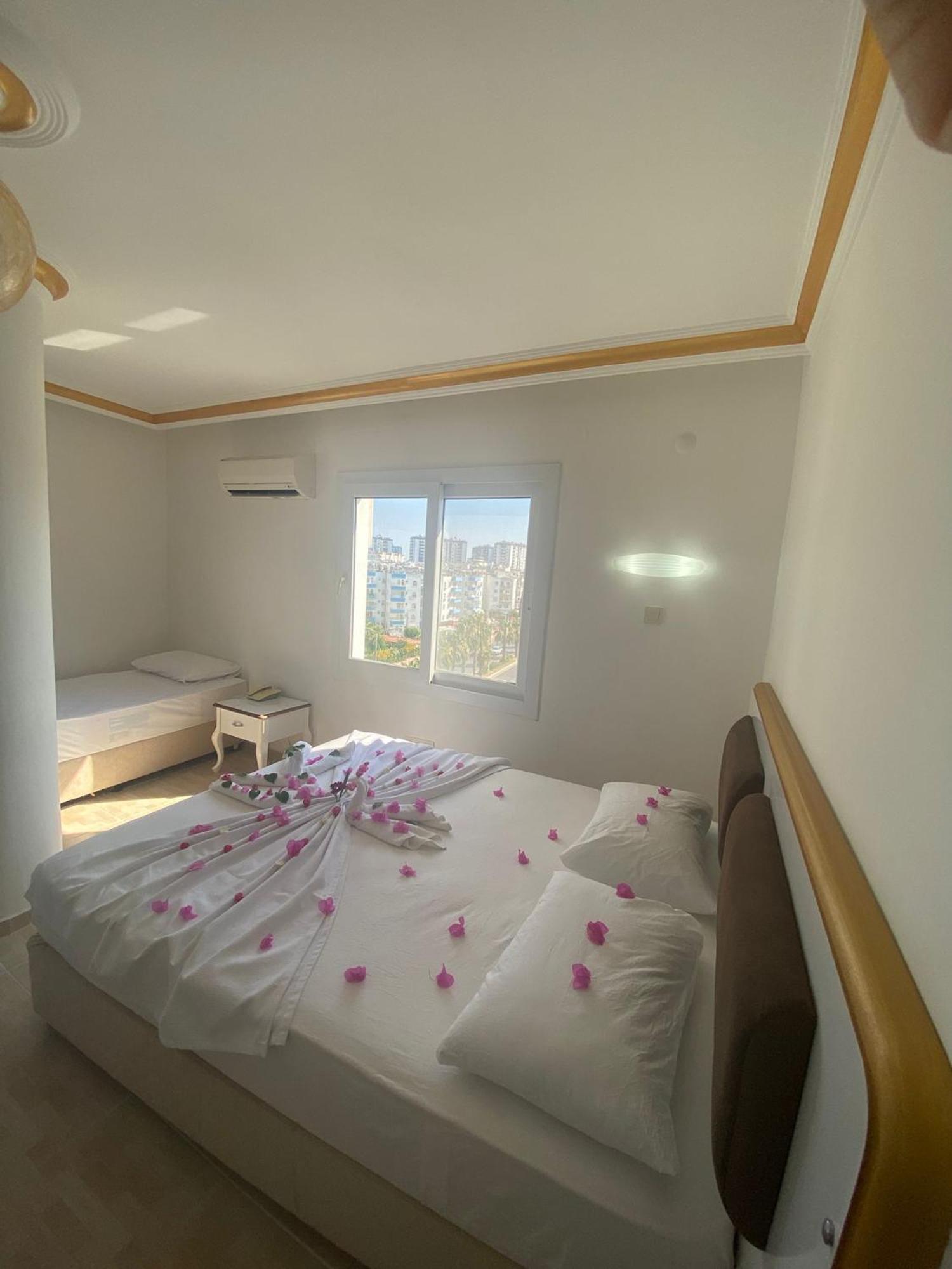 Jasmin Blue Otel Силифке Екстериор снимка